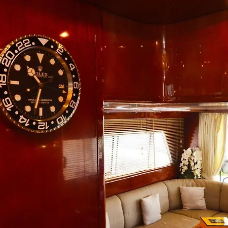 Location Yacht 4 Cabines Au Depart De Bastia Ou A Quai Port De Toga